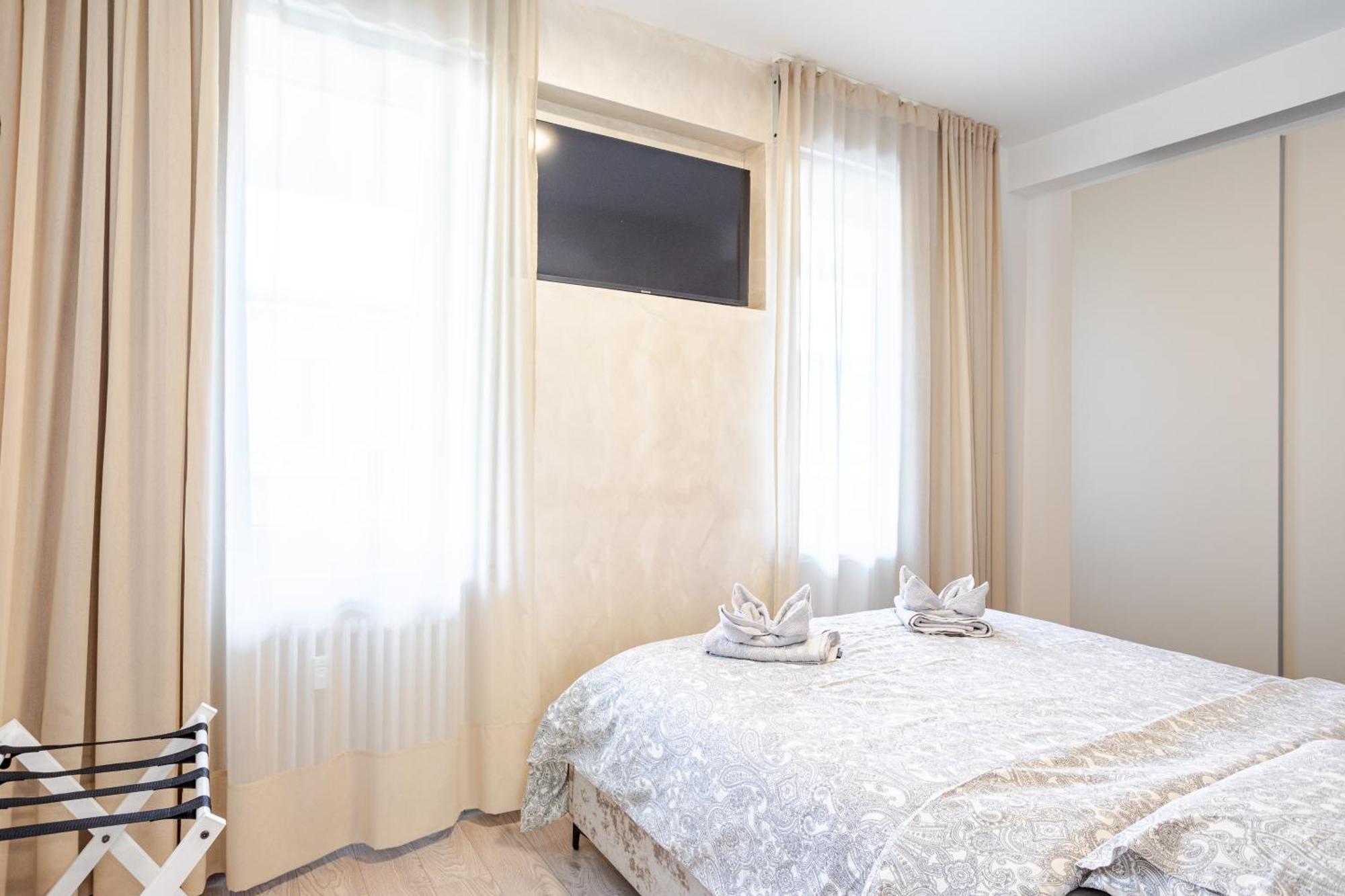 טריאסטה Teatro Romano Suites - Francesca מראה חיצוני תמונה